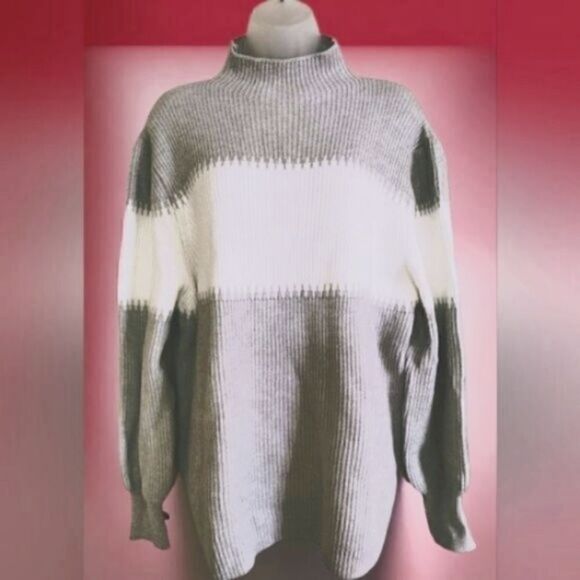 SWEATER  GRAY & WHITE CUSHY KNIT  NEW Large - Picture 6 of 6
